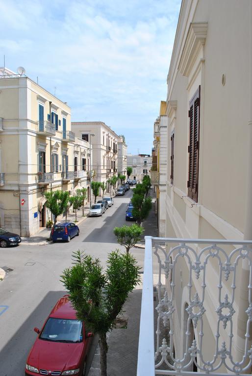 Novecento Dimore Di Poesia Trani Exterior foto